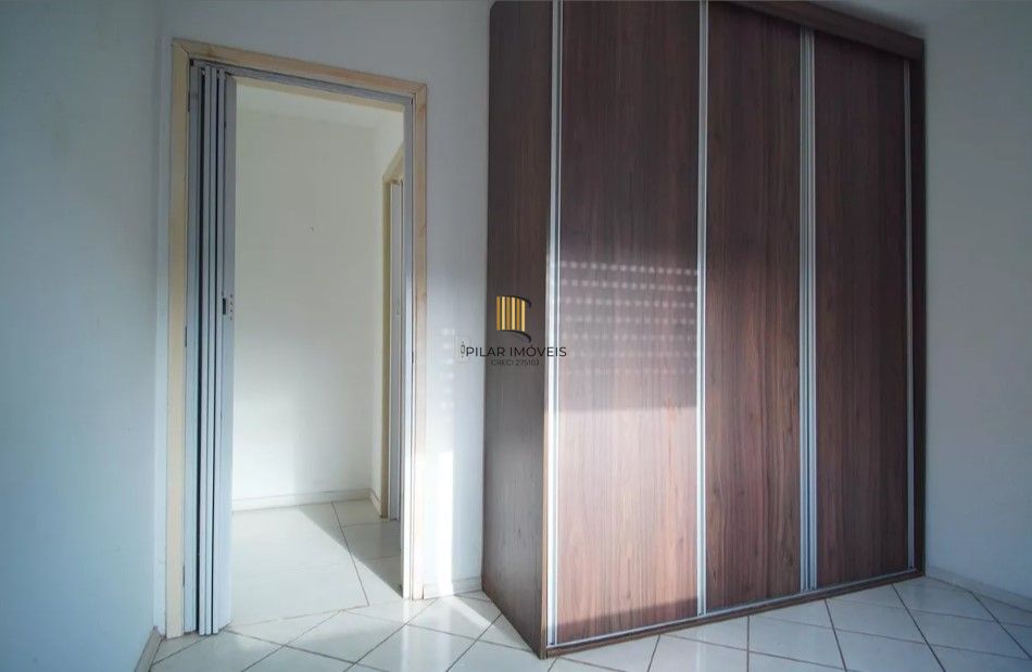 Apartamento com 01 Quarto e 01 Vaga escriturada no Bairro Jardim do Salso