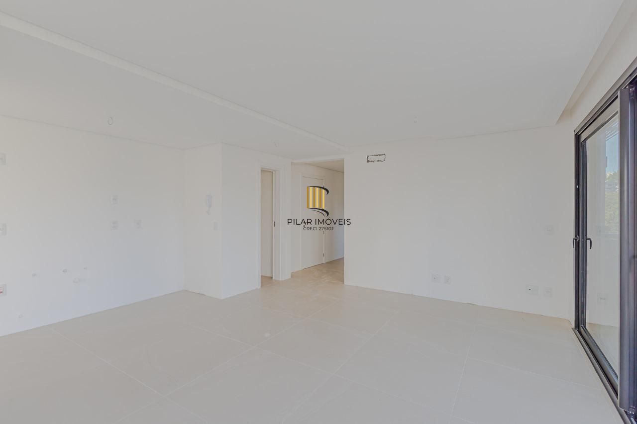 APARTAMENTO, 2 DORMITÓRIOS, 2 SUÍTES, VARANDA, VAGA DE GARAGEM, BAIRRO MENINO DEUS, PORTO ALEGRE/RS
