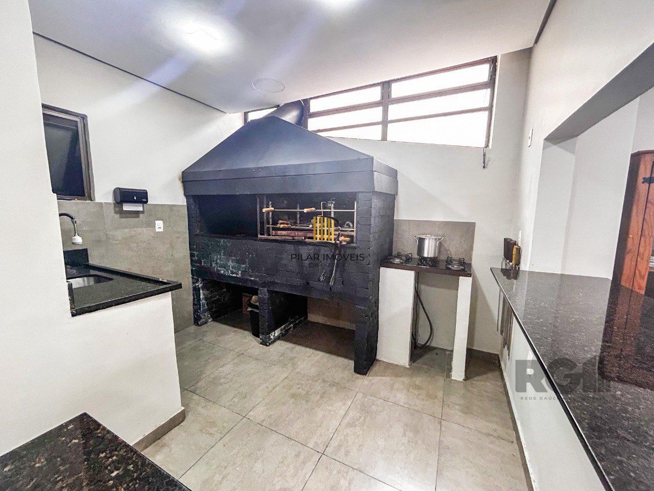 Apartamento 3 dormitórios no bairro Mont Serrat