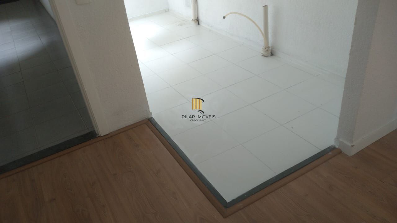 Apartamento com 02 quartos e 01 vaga à Venda no Bairro Sarandi, Porto Alegre/RS