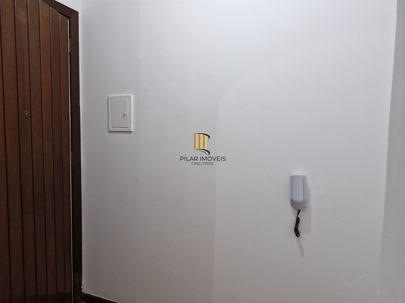 Apartamento de 2 dormitórios com vista para o Marinha no bairro Menino Deus em Porto Alegre/RS