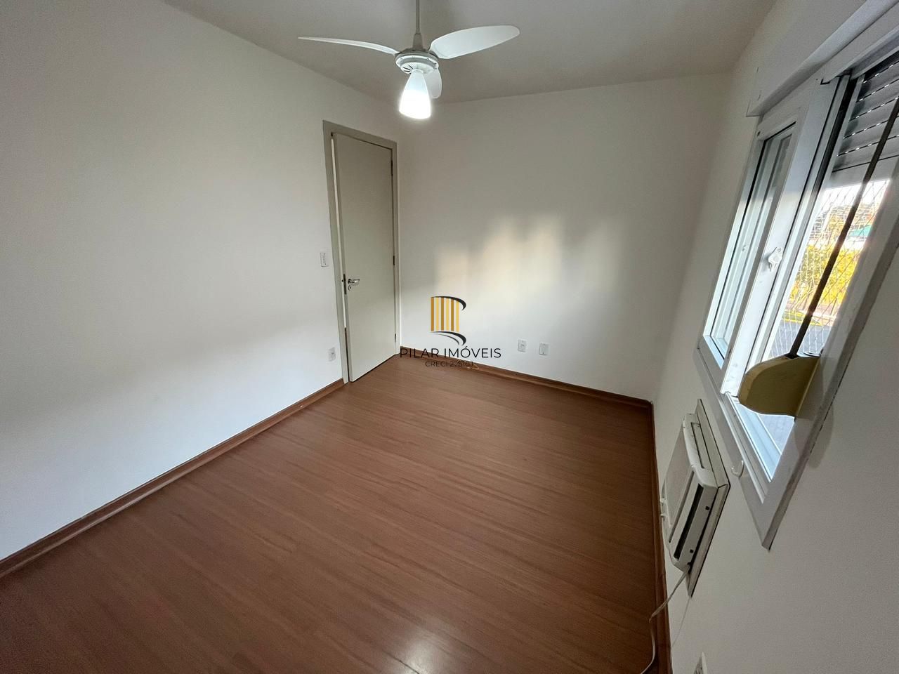 Apartamento com 02 quartos e 01 vaga no Bairro Restinga em Porto Alegre