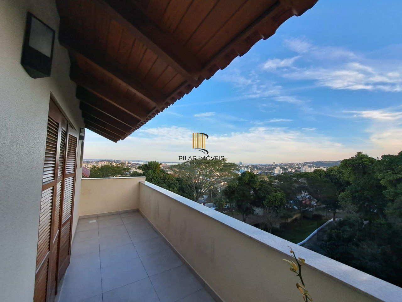 Casa de Condomínio 3 dormitórios no bairro Nonoai