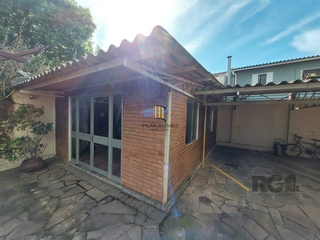 APARTAMENTO UM DORMITORIO, COM VAGA GARAGEM E ELEVADOR, NO BAIRRO NONOAI, EM PORTO ALEGRE, RS