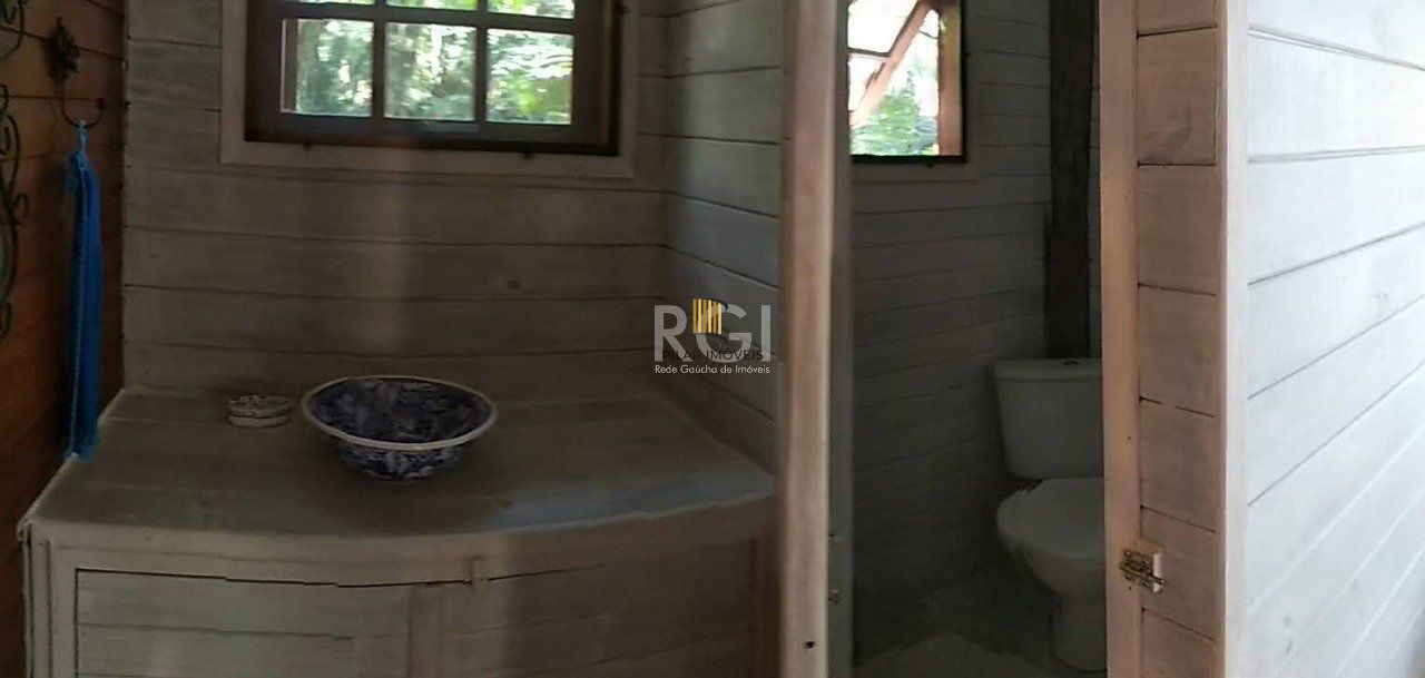 Casa para Venda - 290m², 13 dormitórios, sendo 6 suites, 10 vagas - Belém Novo, Porto Alegre
