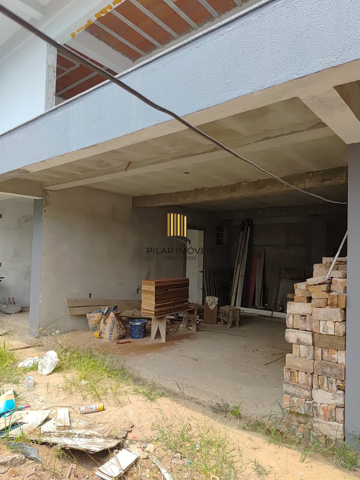 Casa 3 dormitórios no bairro Partenon