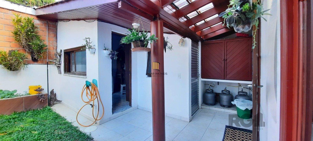 Casa Condominio para Venda - 129.58m², 3 dormitórios, sendo 1 suites, 3 vagas - Cavalhada