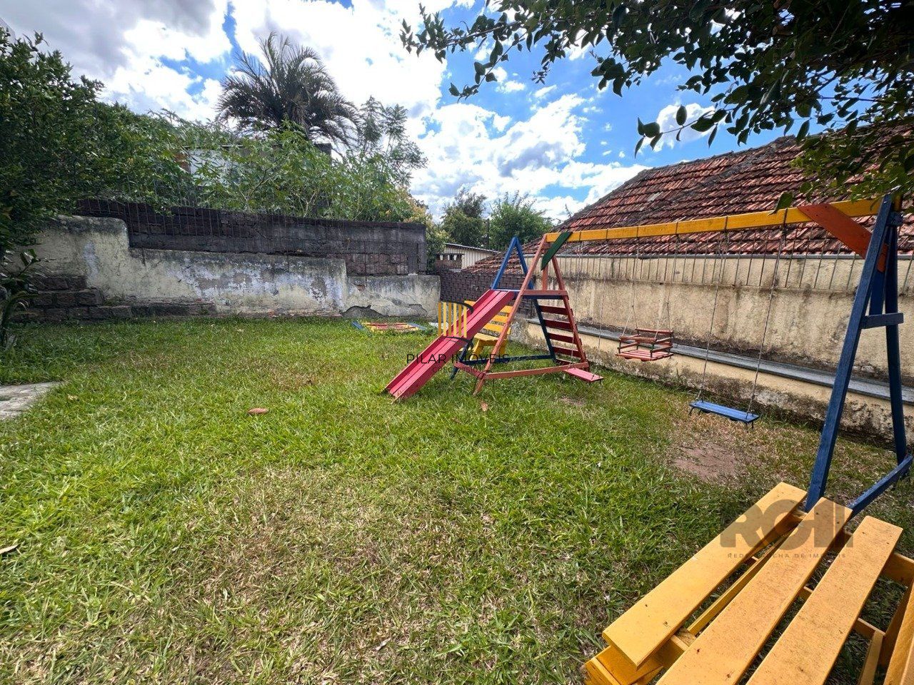 Apartamento a venda dois dormitórios, sacada, suíte e vaga na zona sul de porto alegre