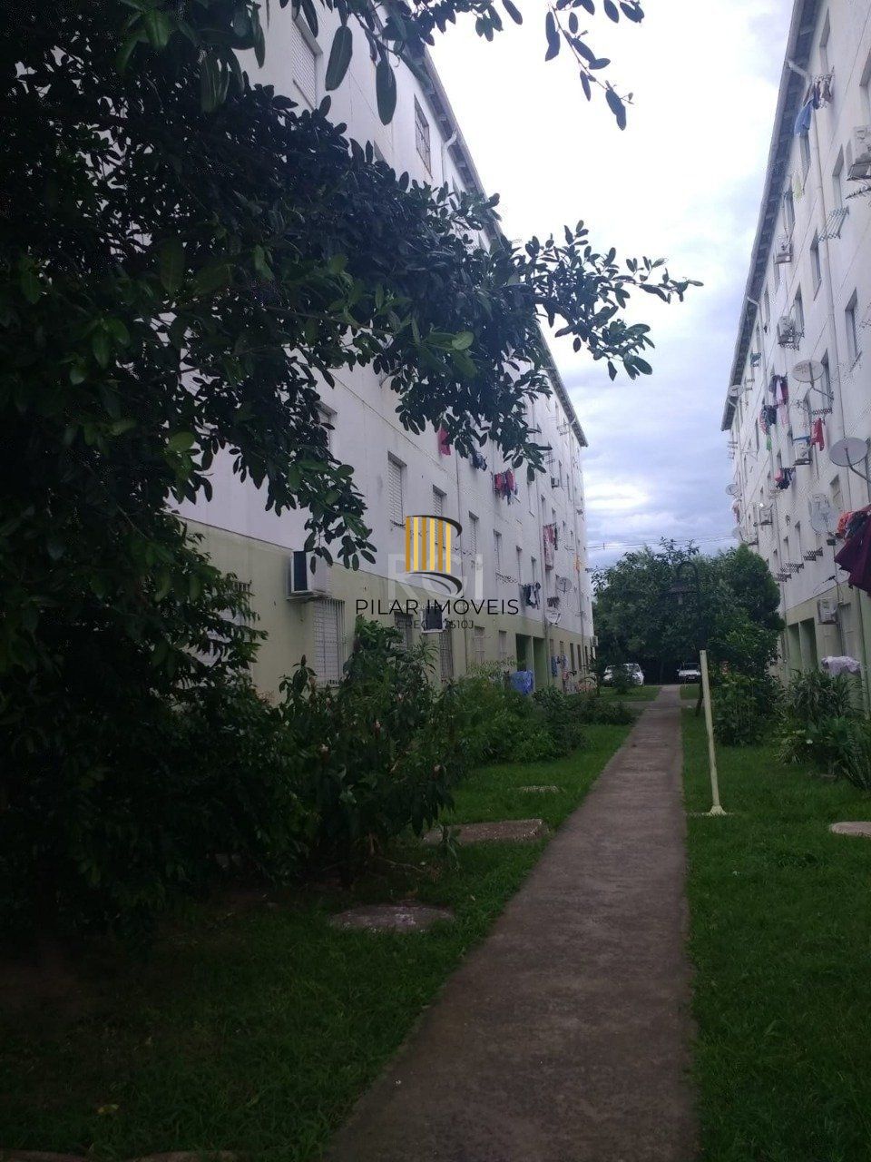 Apartamento de 2 dormitórios no bairro Rubem Berta