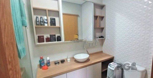 BAIXOU!!! APROVEITE!! LINDA CASA , 3 DORMITÓRIOS, 2 VAGAS -  BAIRRO CASCATA- POA/RS