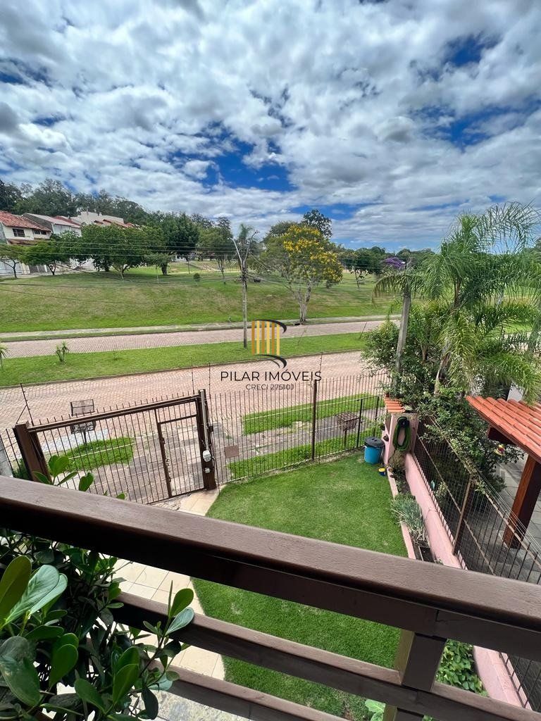 Casa com 3 dormitórios no bairro Morro Santana