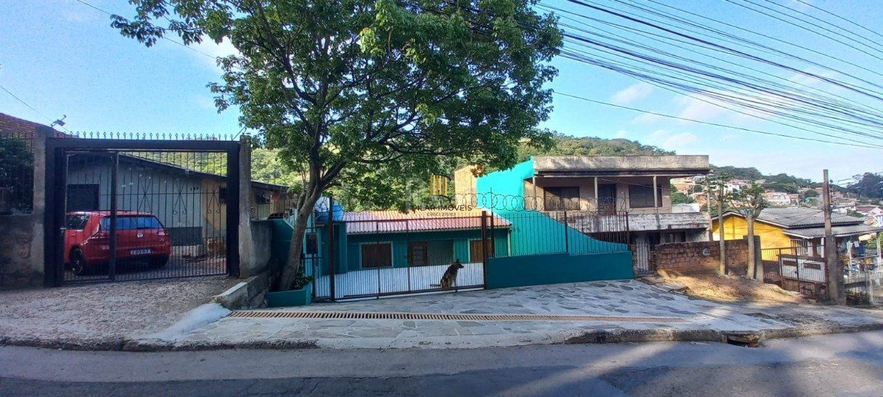 BAIXOU!!! APROVEITE!! LINDA CASA , 3 DORMITÓRIOS, 2 VAGAS -  BAIRRO CASCATA- POA/RS