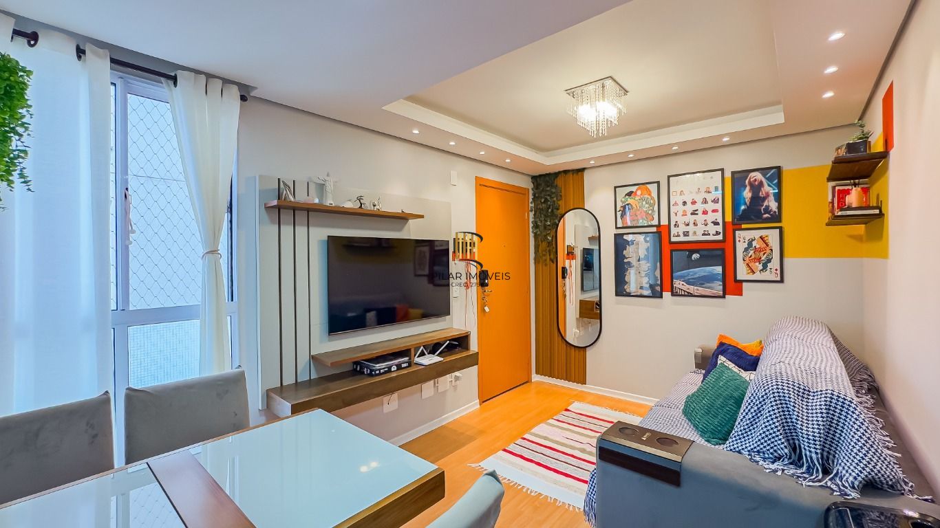 Apartamento 2 dormitórios no bairro Morro Santana