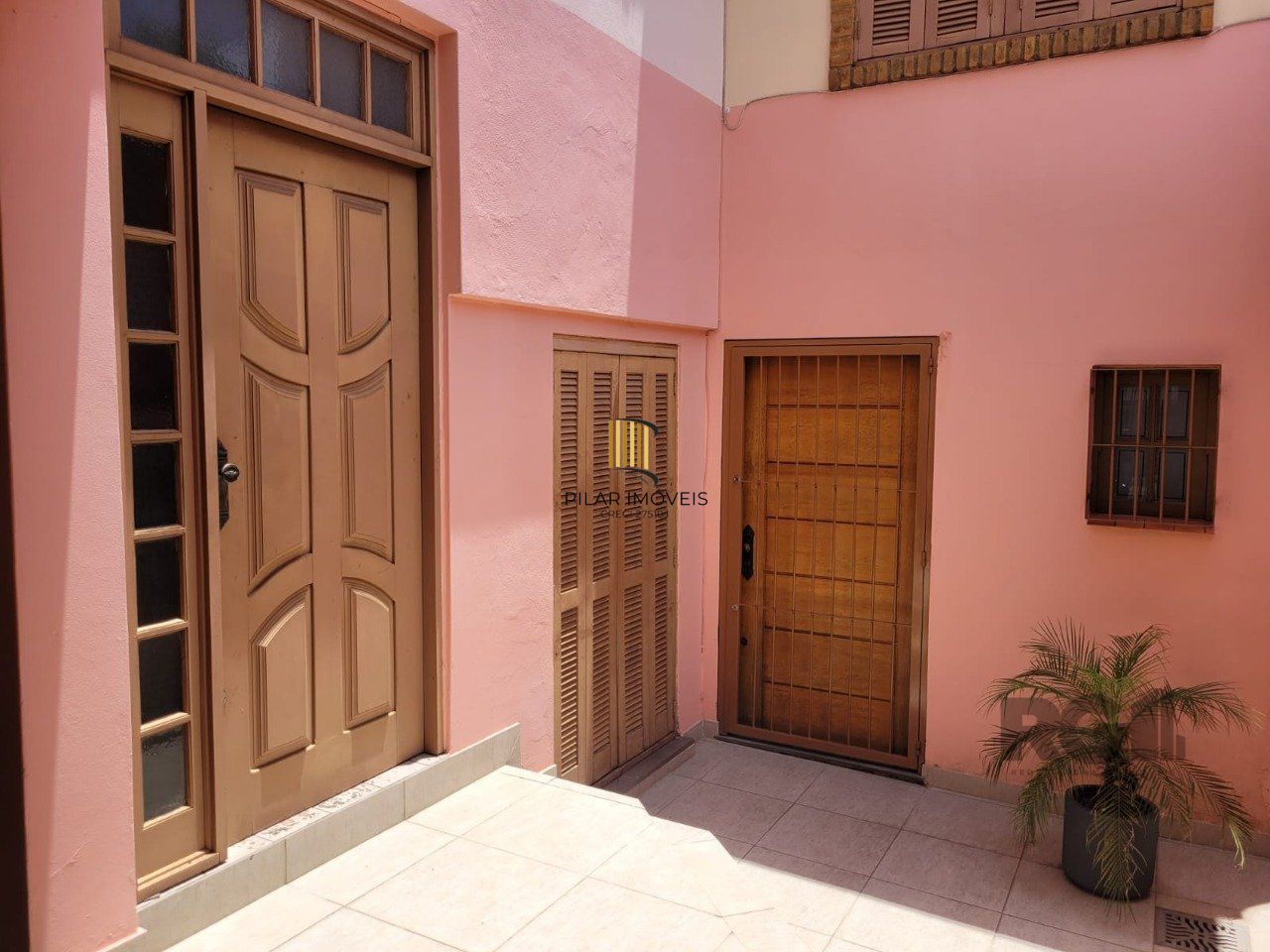 Casa para Venda - 181.5m², 4 dormitórios, 2 vagas - Partenon