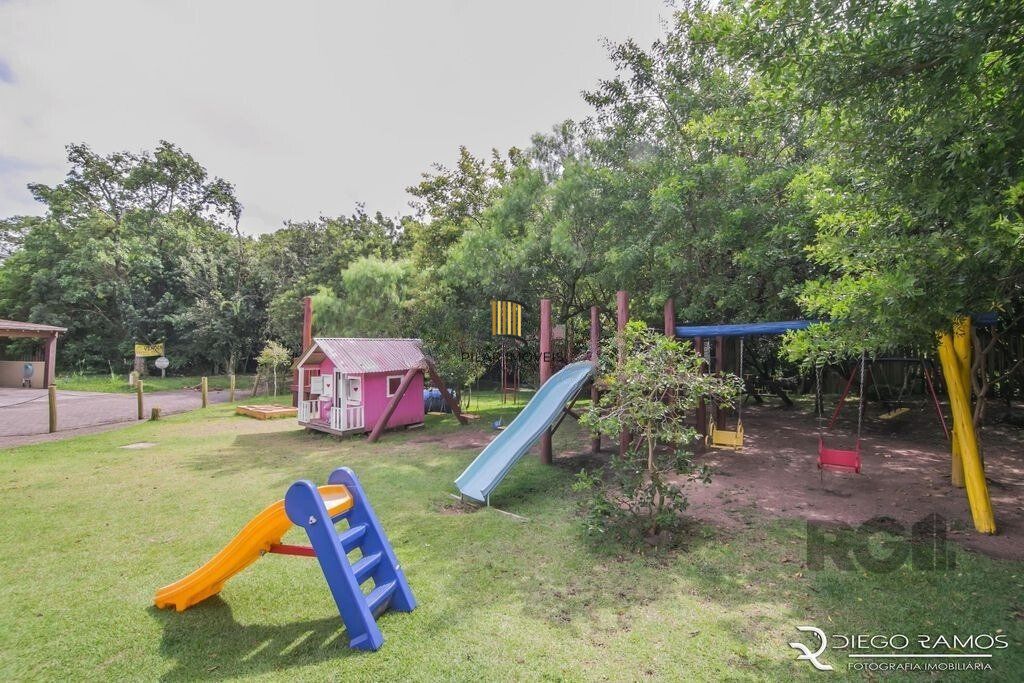 Casa em condomínio 3 dormitórios sendo 1 suíte bairro Vila Nova Porto Alegre