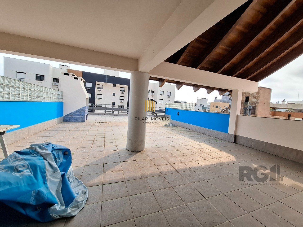 Casa com 537,00 m² com 04 dormitórios no Bairro Tristeza