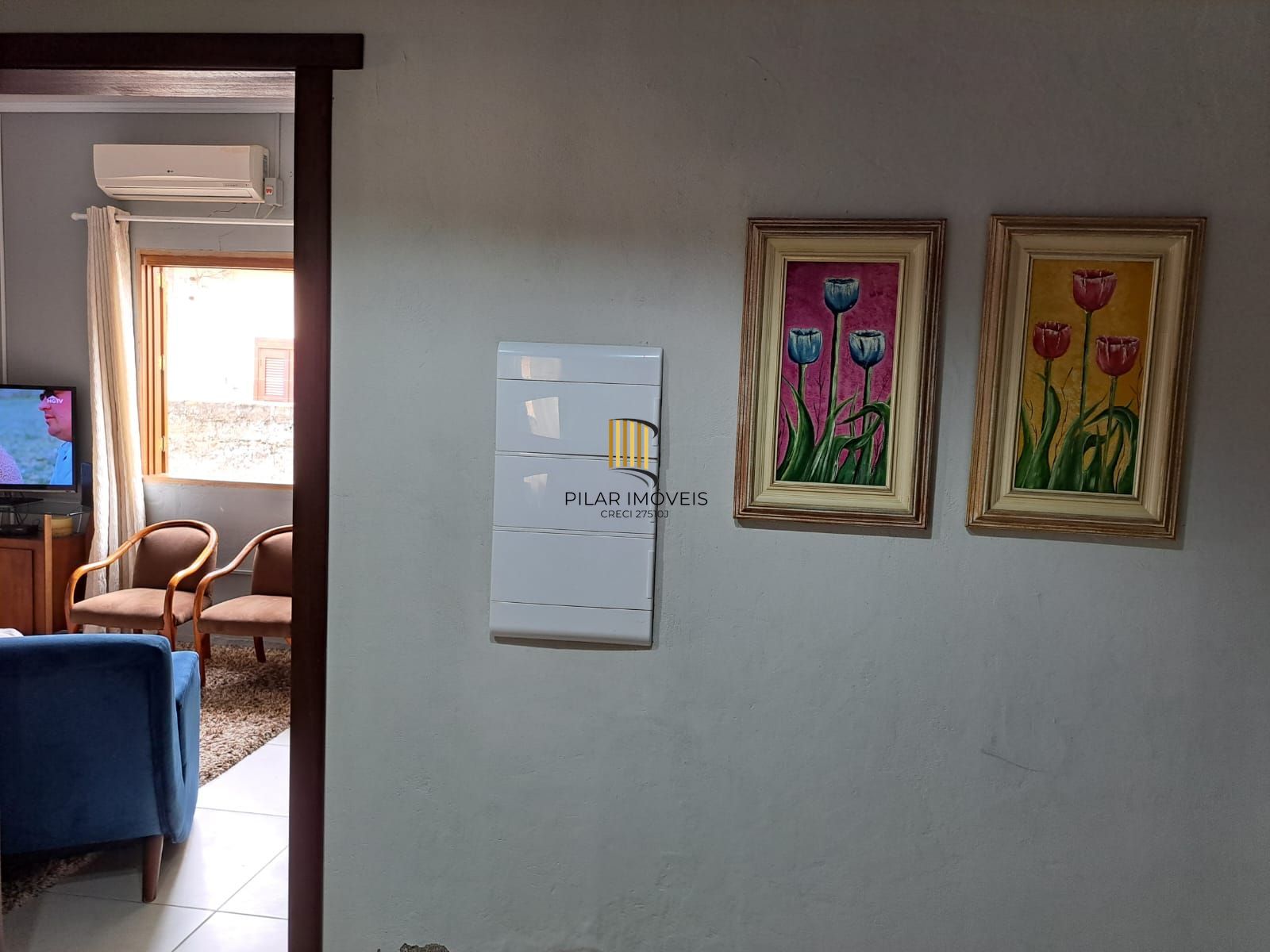 Casa com 02 quartos (01 suíte), 03 vagas no Bairro Sarandi em Porto Alegre