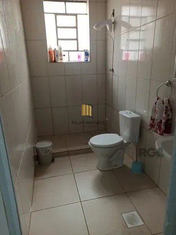 Apartamento de 3 dormitórios com área externa no bairro Passo da Areia