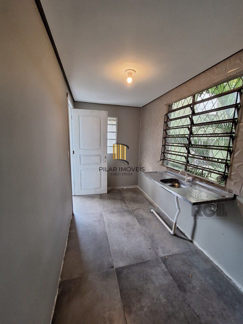 Casa 5 dormitórios no bairro Petrópolis