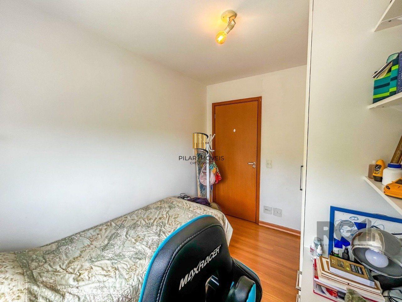 Apartamento de 02 dormitórios no Bairro Tristeza em Porto Alegre/RS