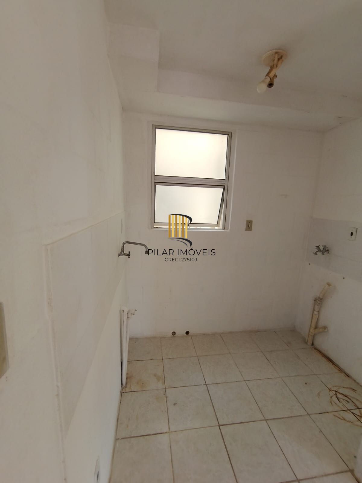 Apartamento a venda com dois dormitórios e uma vaga