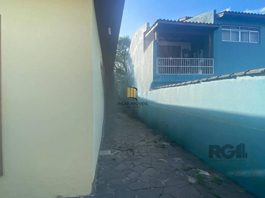 Casa  com 03 dormitórios e 01 suíte no Bairro Partenon Porto Alegre/RS