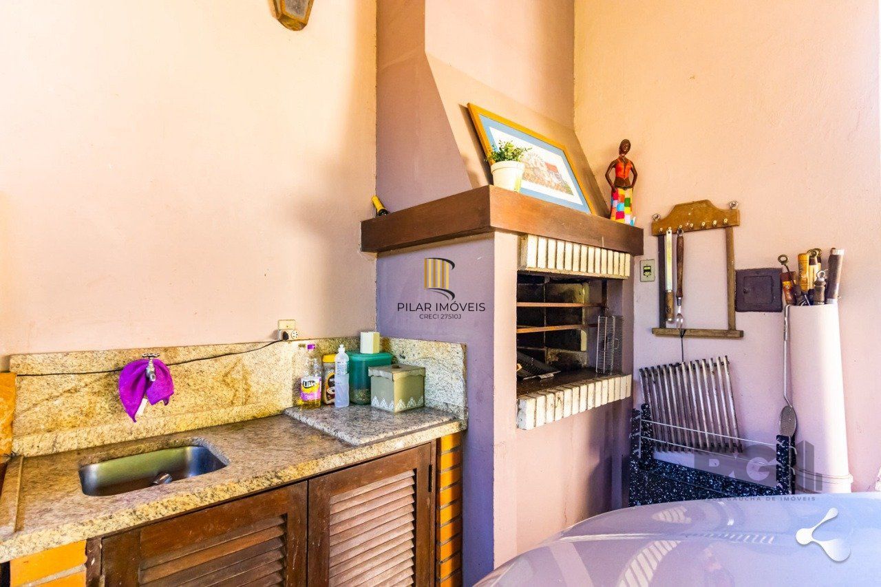 CASA, 4 DORMITÓRIOS, 3 SUÍTES, 2 VAGAS DE GARAGEM, BAIRRO IPANEMA, PORTO ALEGRE/RS