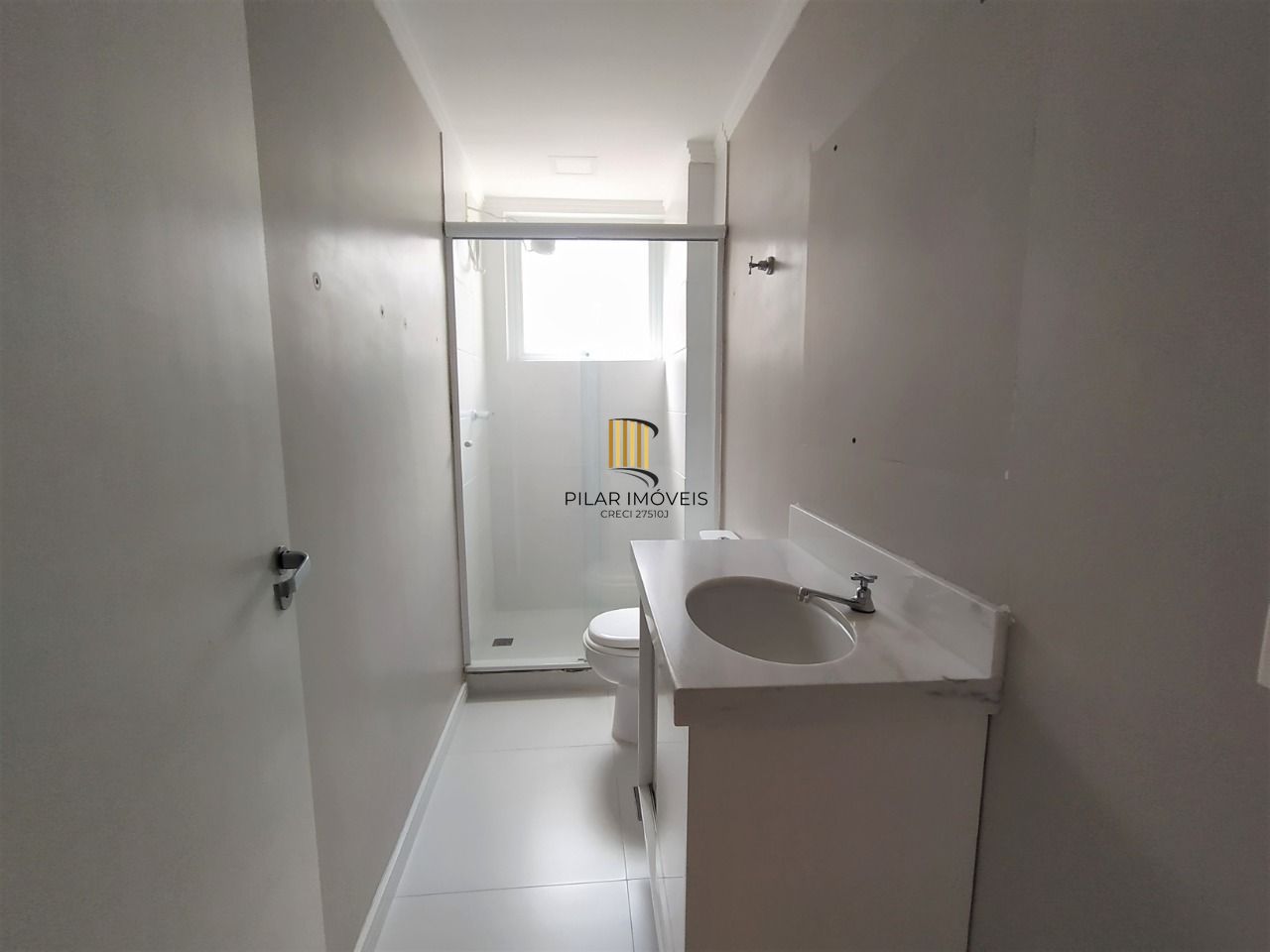 Apartamento reformado de 1 dormitório em andar alto !