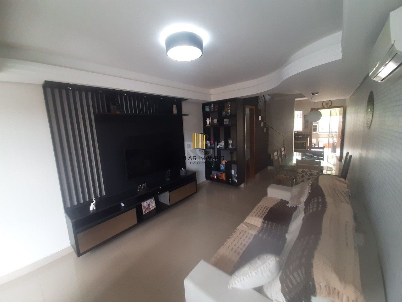 Casa com 2 quartos, 2 suítes, varanda, 1 vaga de garagem, no bairro Aberta dos Morros, Porto Alegre/RS