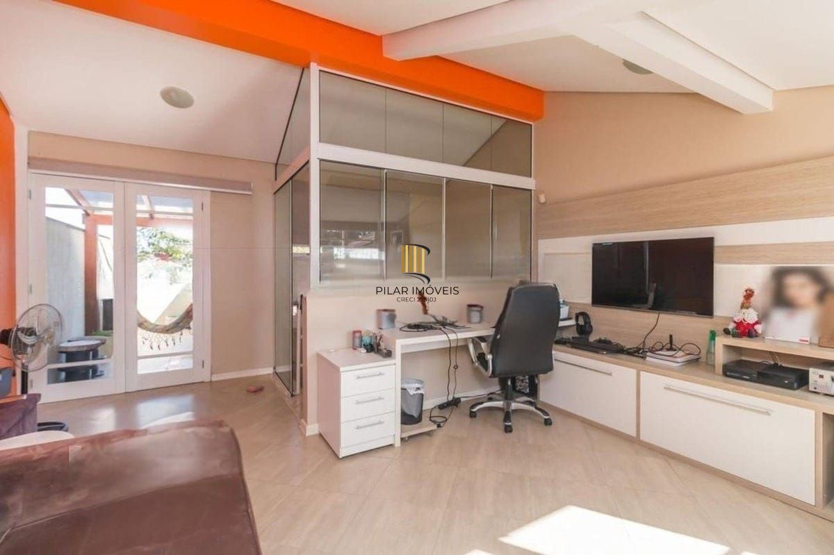 Casa com 03 quartos no Bairro de Ipanema em Porto Alegre/RS