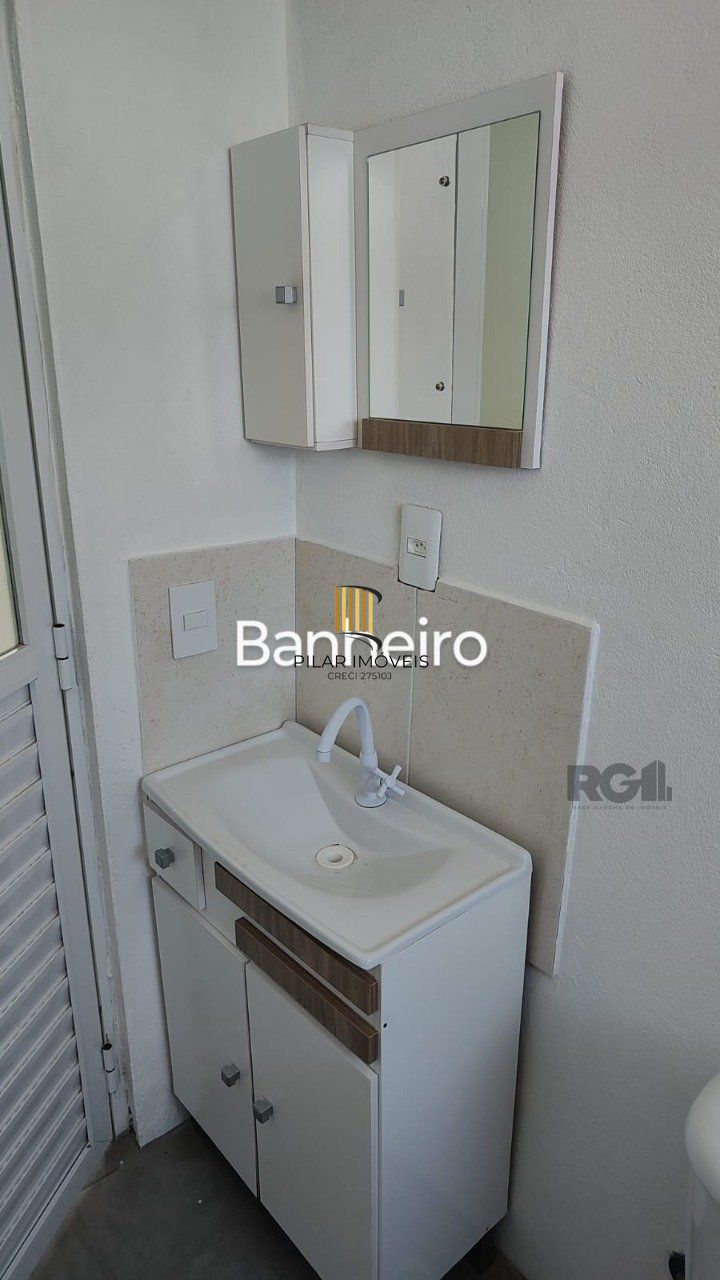 DUAS CASAS, COM 60M² CADA, 2 DORMITÓRIOS, BAIRRO HIPICA, PORTO ALEGRE-RS