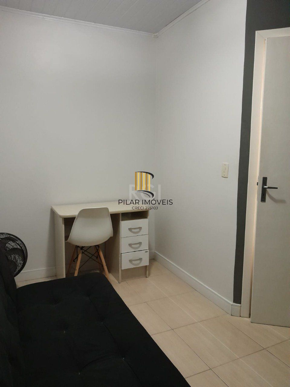 Casa Condomínio para Venda  2 dormitórios, sendo 1 suites, 1 vaga - Hípica