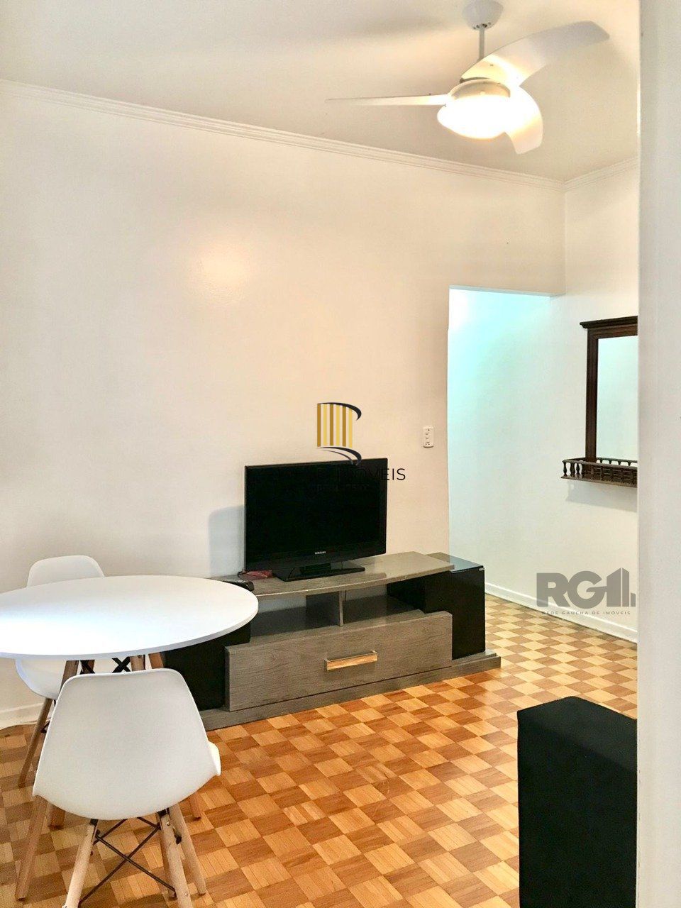 Apartamento de 2 dormitórios no bairro Centro Histórico