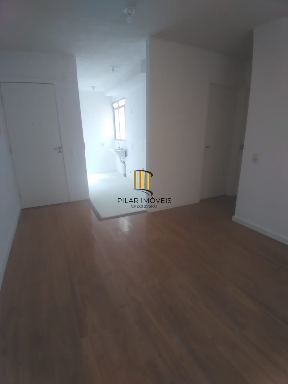 Apartamento com 02 quartos e 01 vaga à Venda no Bairro Sarandi, Porto Alegre/RS