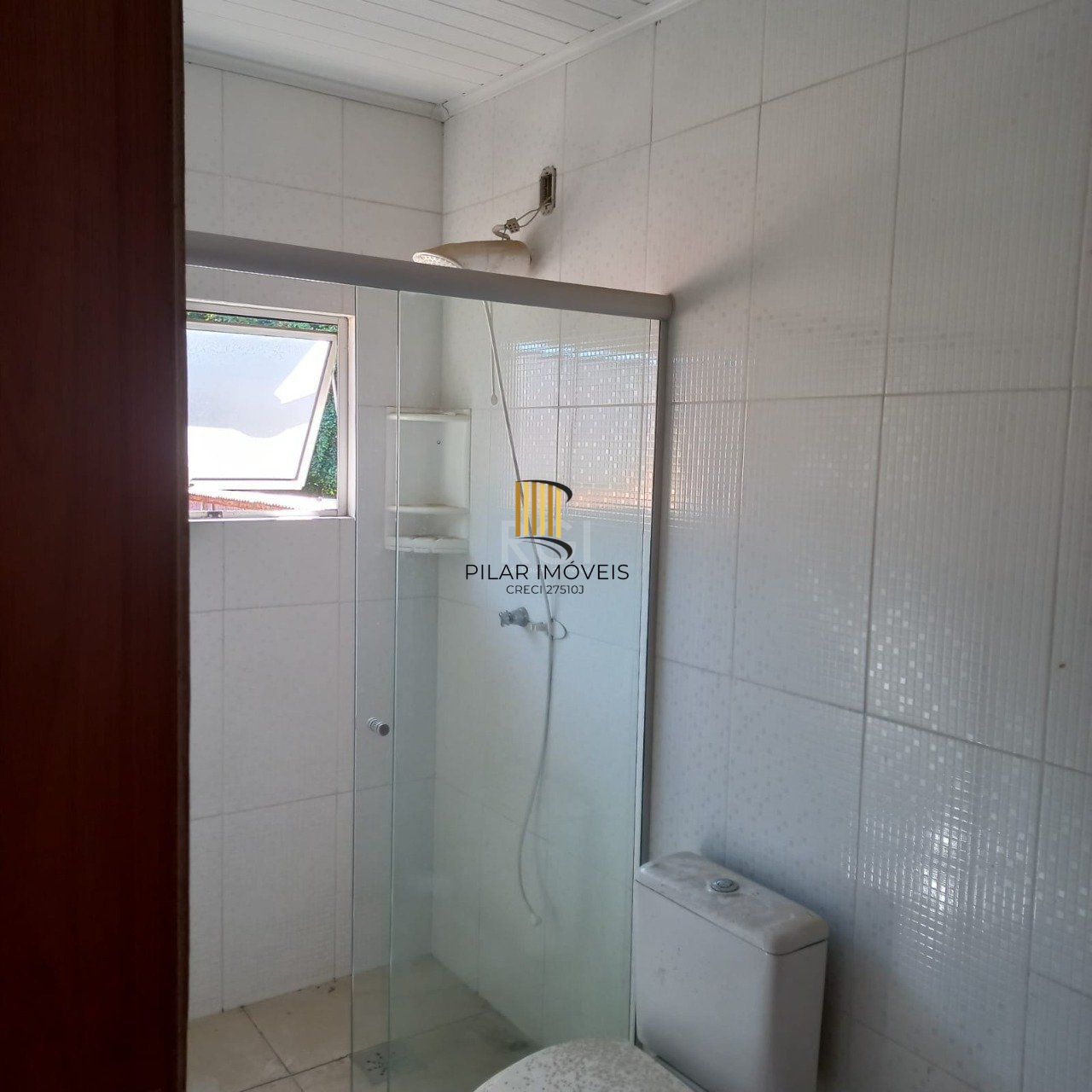 2 Casa com 4 quartos, 2 vagas de garagem, no bairro Belém Novo, Porto Alegre/RS     