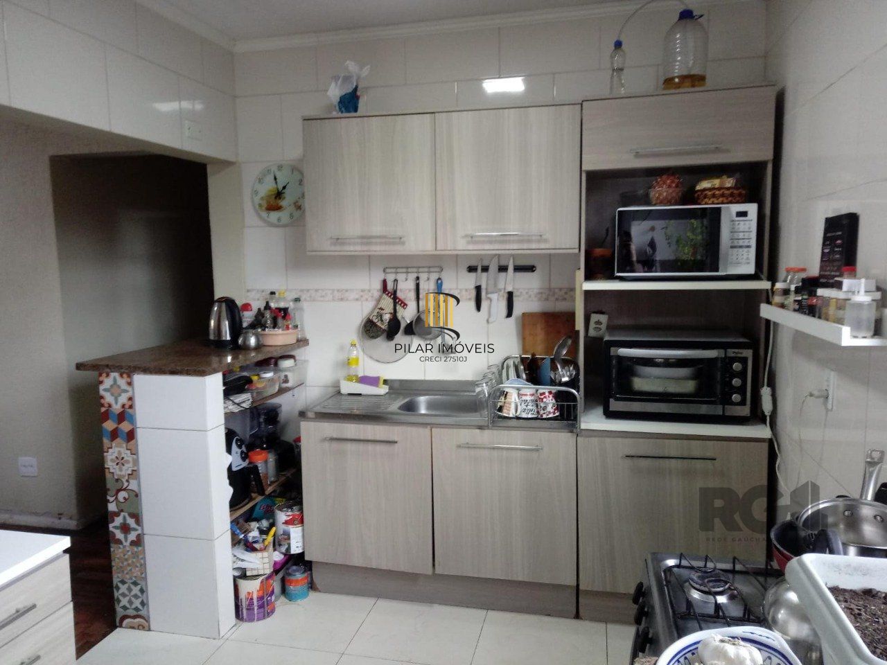 APARTAMENTO COM DOIS QUARTOS NO BAIRRO CAMAQUÃ