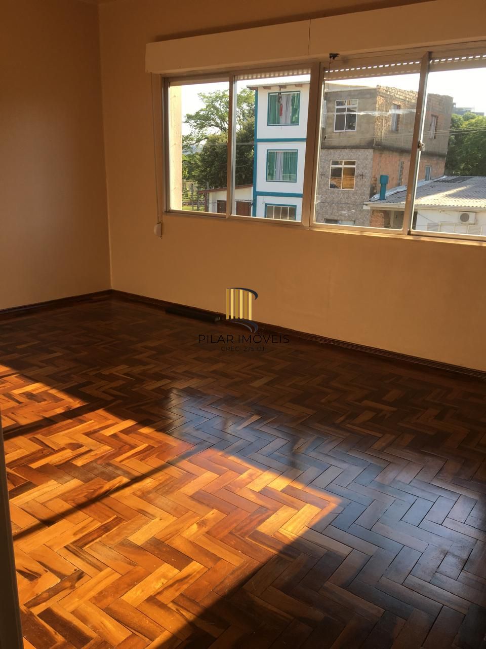 Apartamento com 01 quarto no Bairro Menino Deus em Porto Alegre