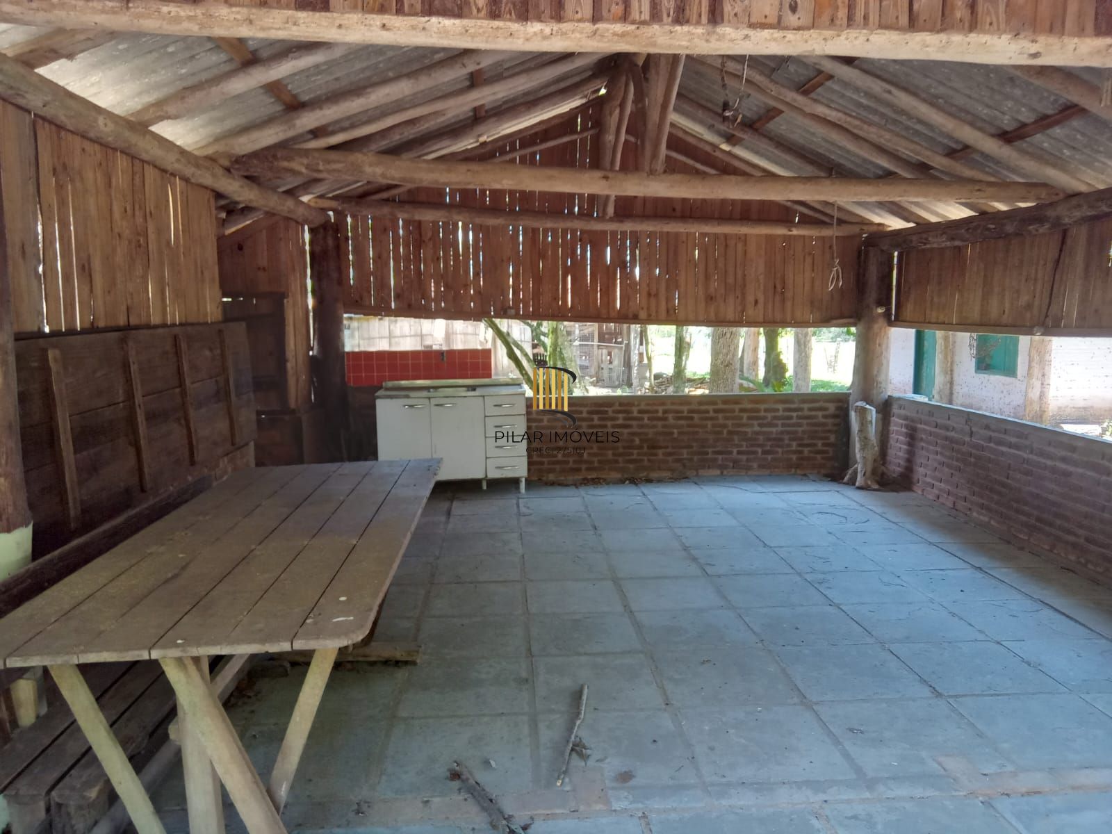 Sitio com 13 mil metros com casa !