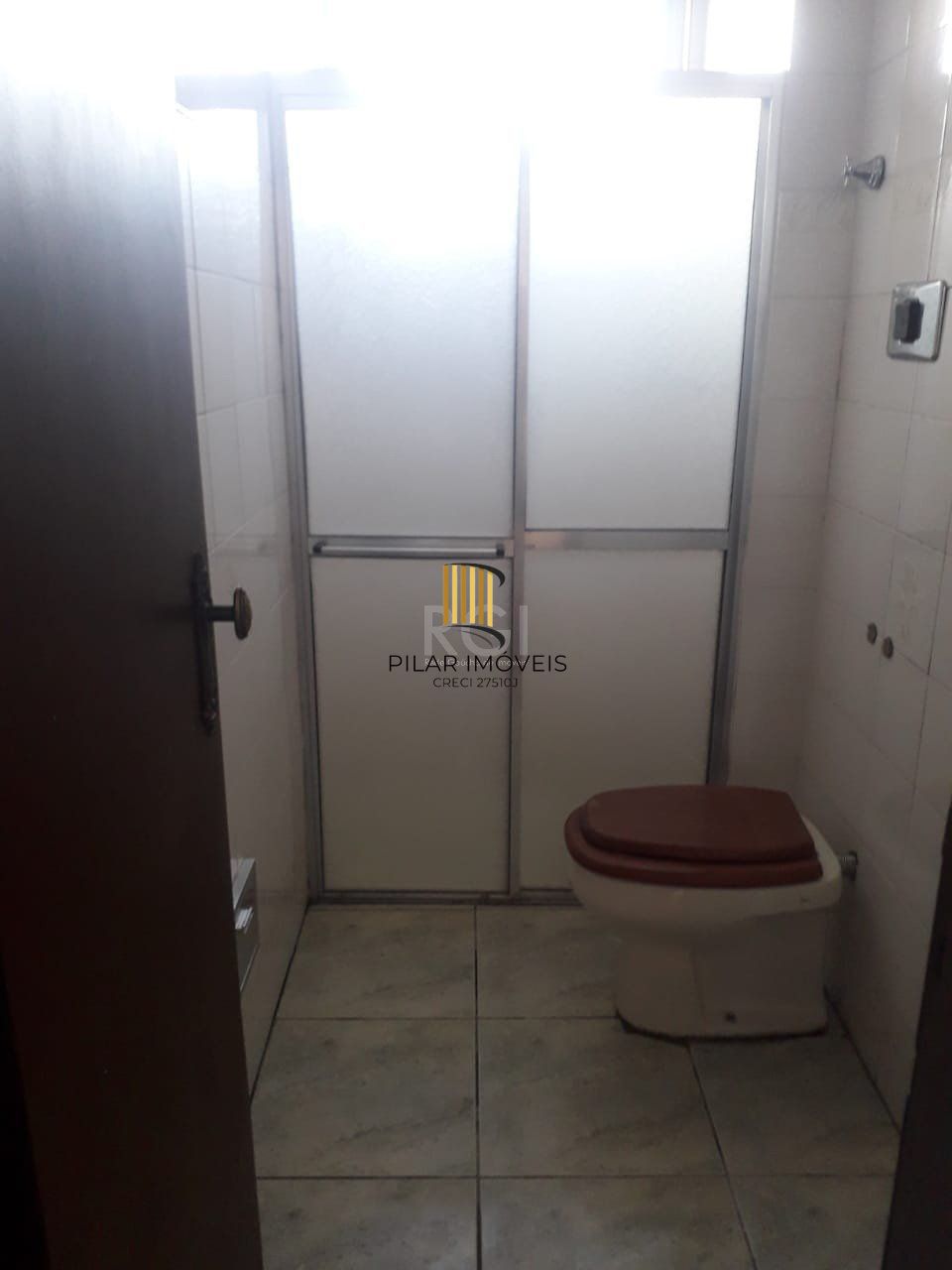 Apartamento com 02 quartos no bairro camaquã