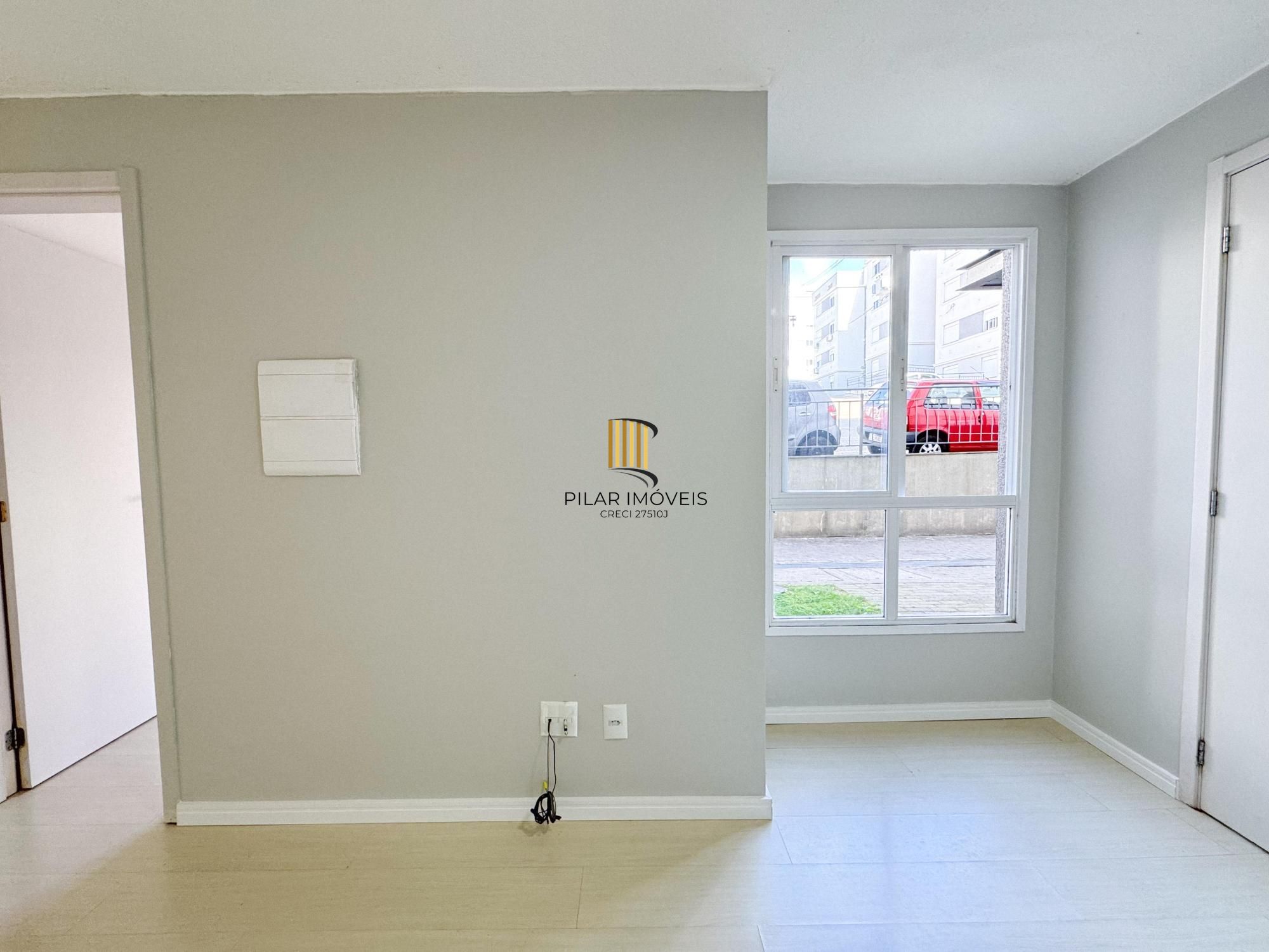 Apartamento com 02 quartos e 01 vaga escriturada no Bairro Lomba do Pinheiro