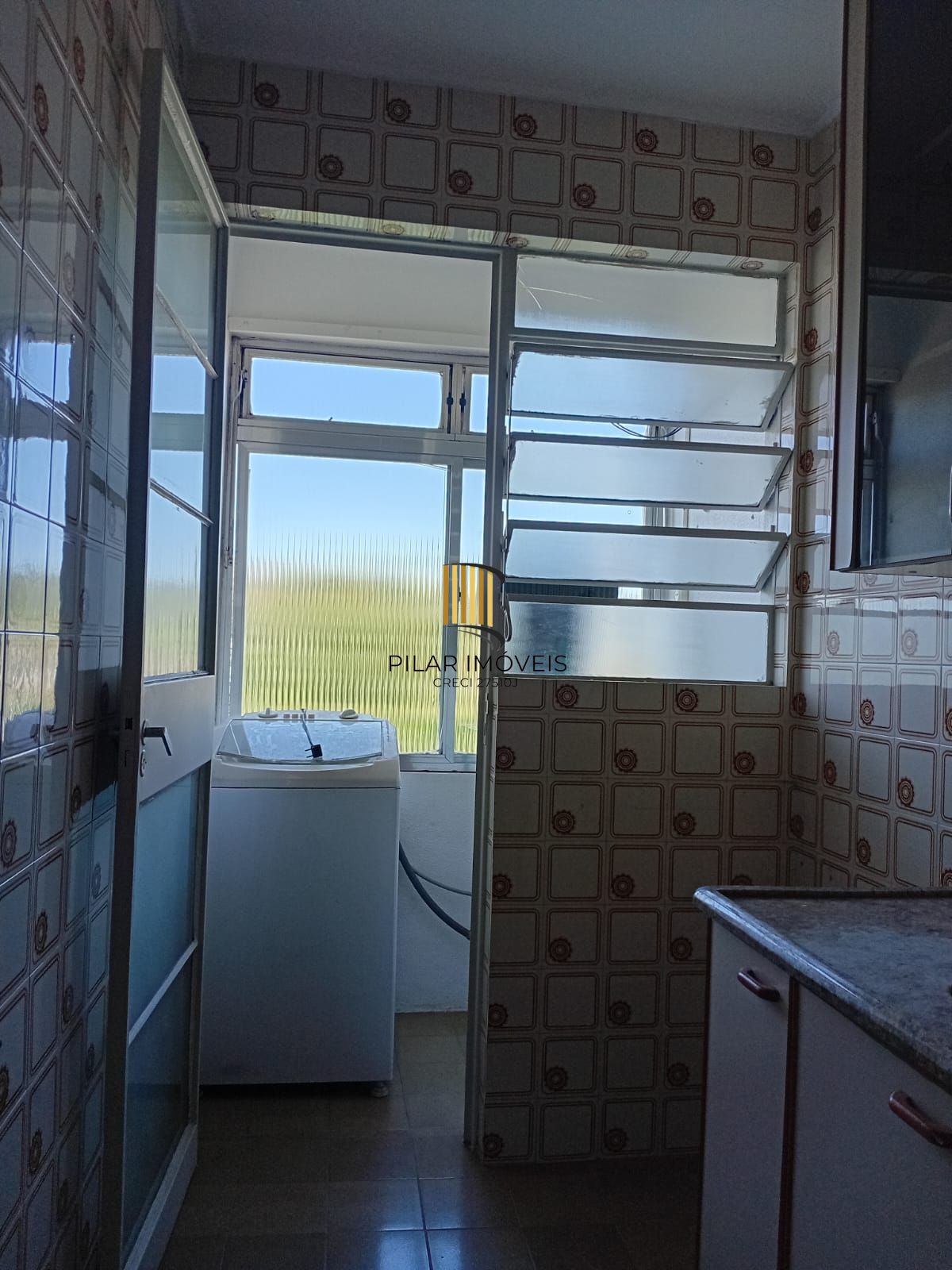 Apartamento de 1 quarto semimobiliado no bairro Tristeza em Porto Alegre.