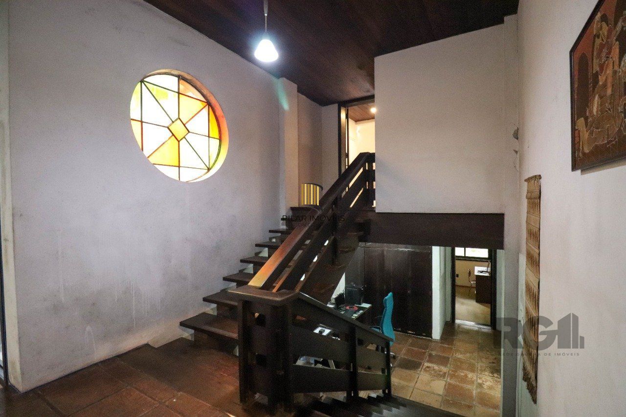 Casa para Venda - 523.36m², 6 dormitórios, sendo 2 suites, 2 vagas - Vila Conceição, Porto Alegre