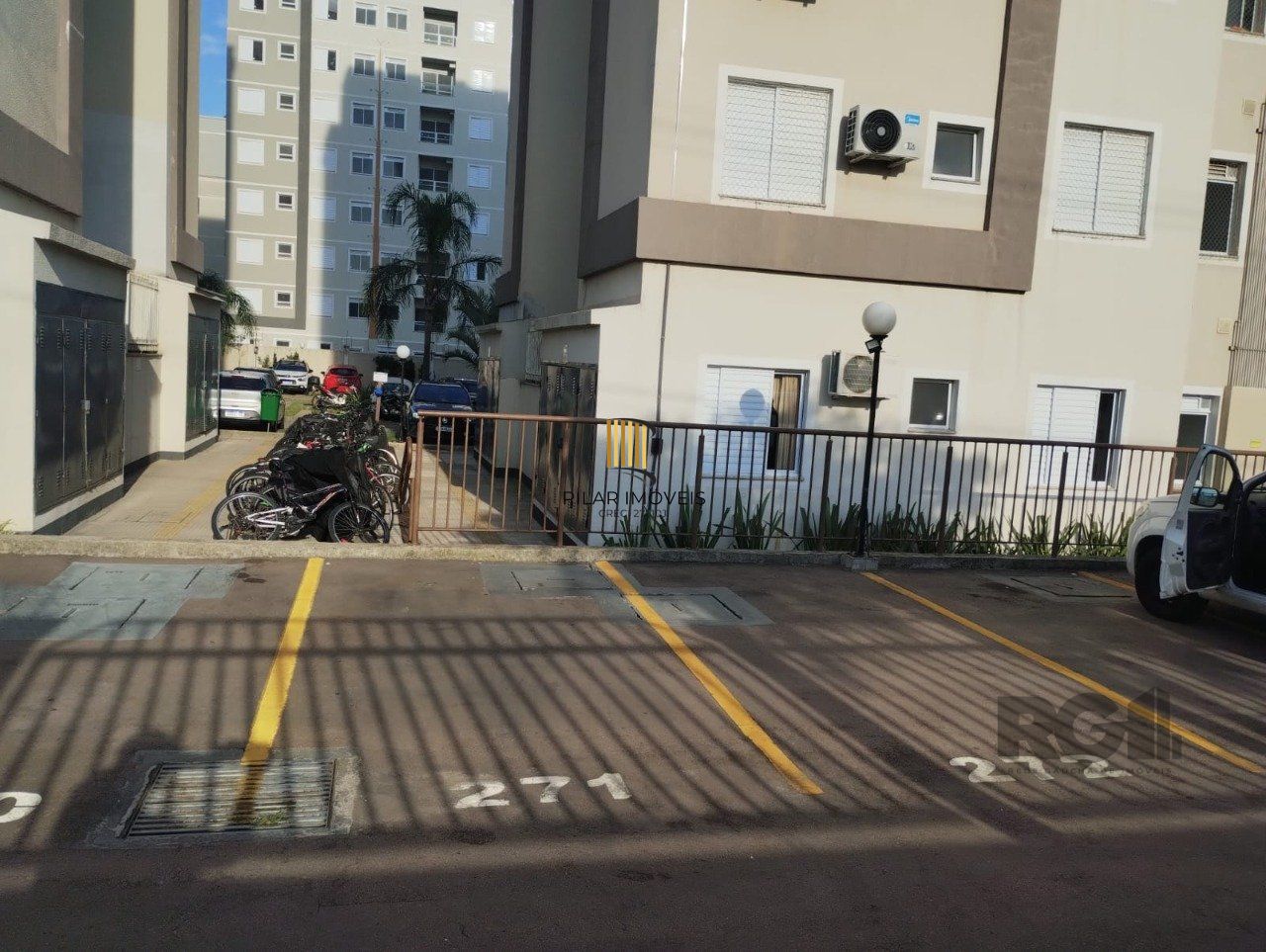 Apartamento 2 dormitórios no bairro Rubem Berta