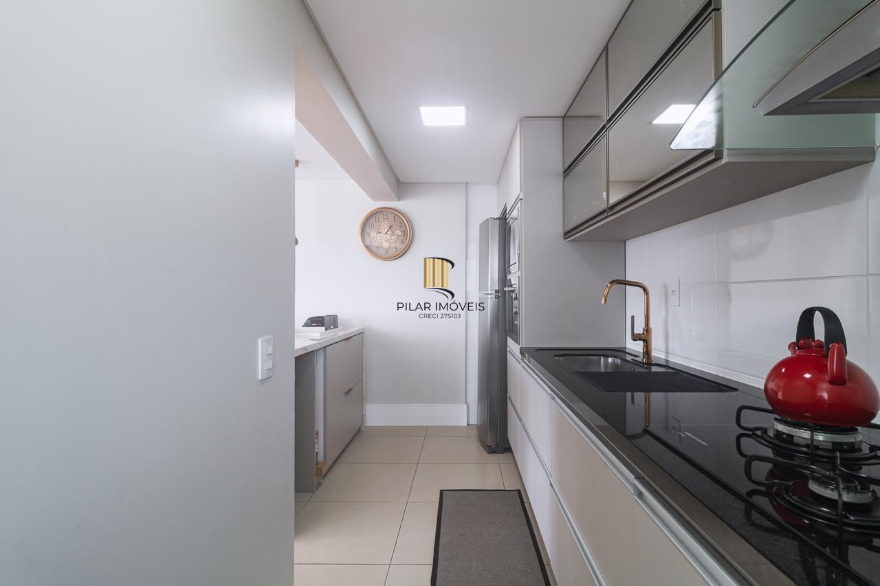 Apartamento com 03 Quartos (01 suíte) e 02 vagas na Praia de Torres RS