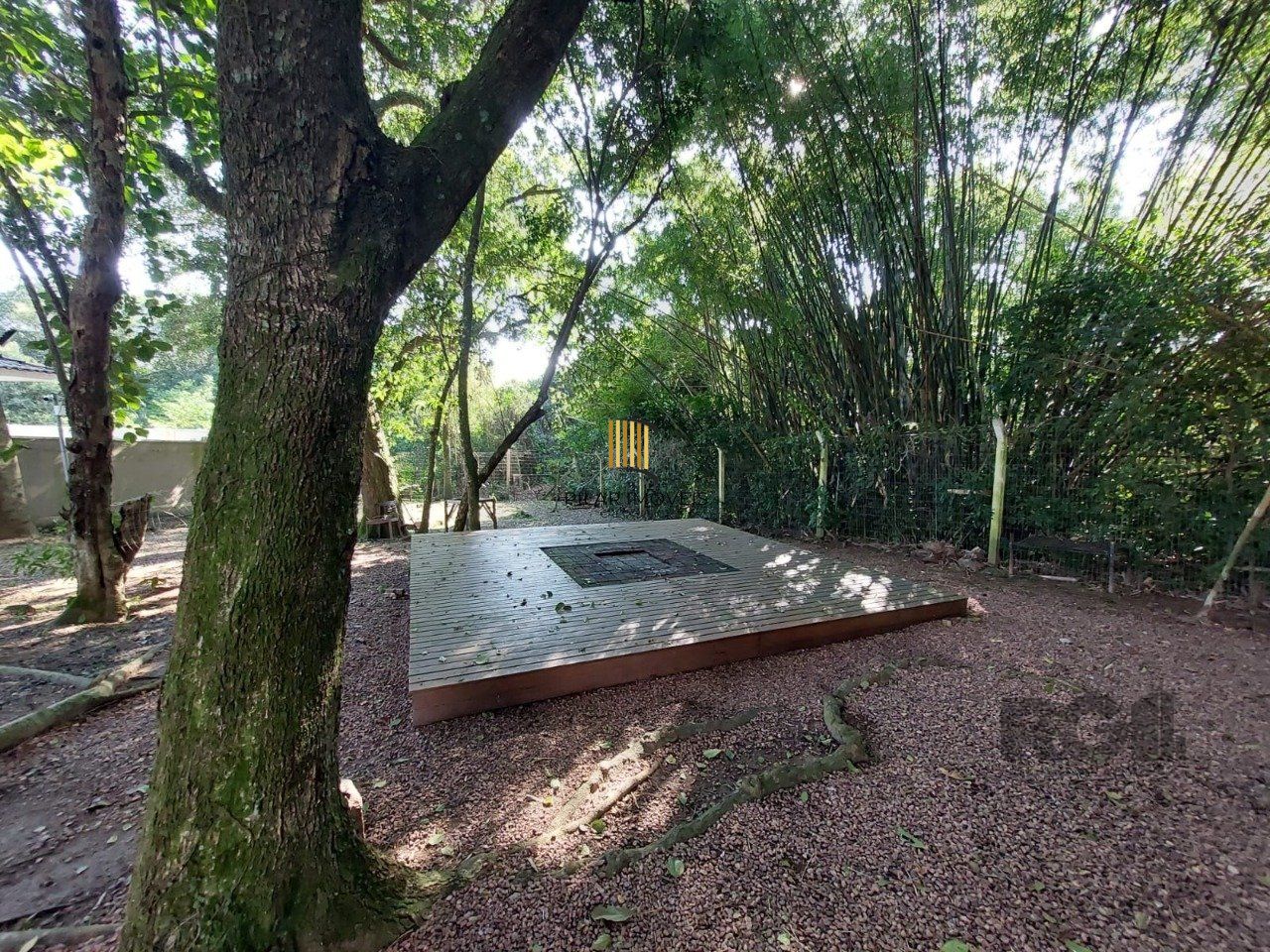 Casa para Venda - 296m², 3 dormitórios, sendo 1 suites, 3 vagas - Vila Nova, Porto Alegre