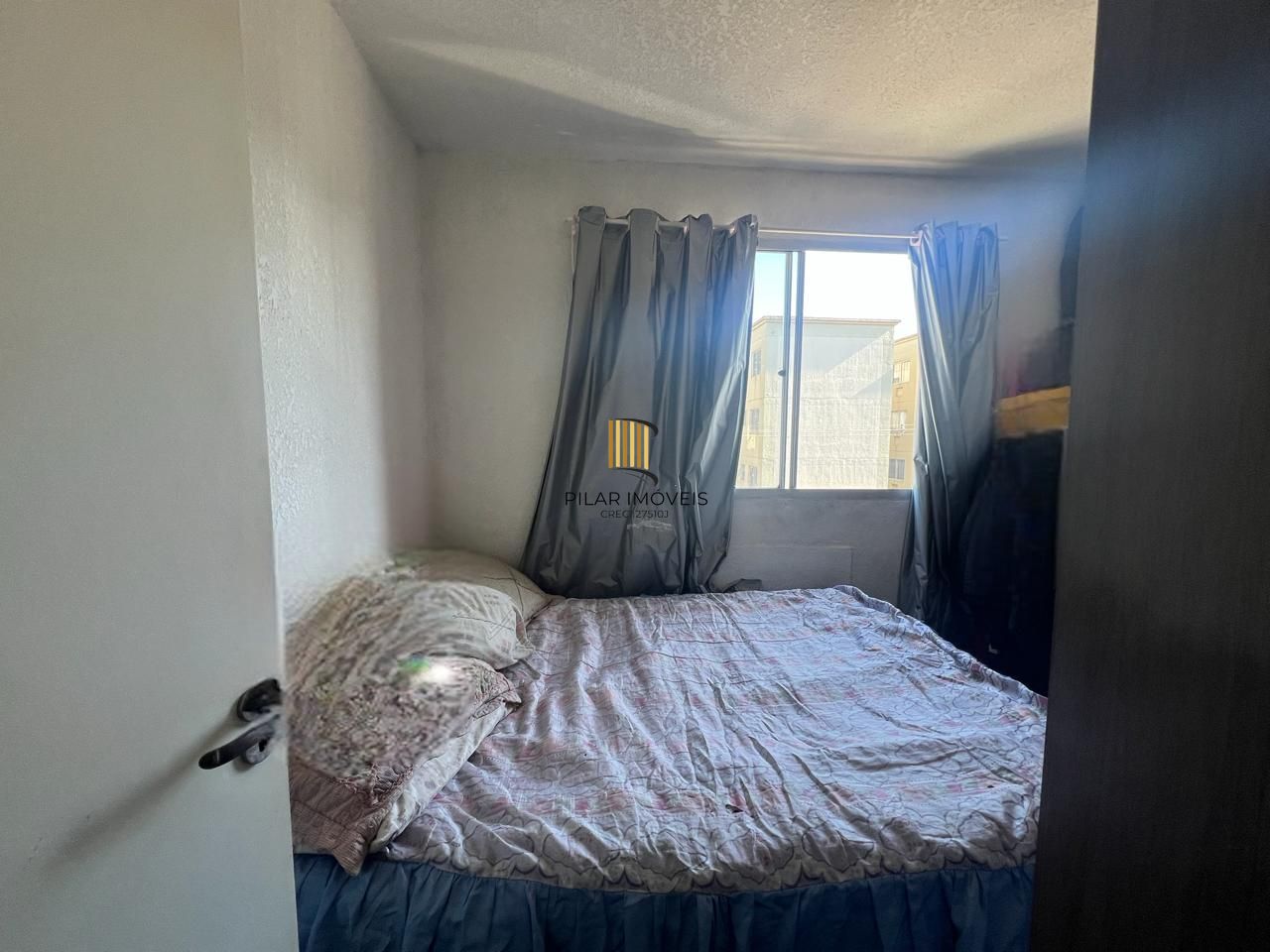 Apartamento 2 dormitórios com vaga no bairro Cavalhada.