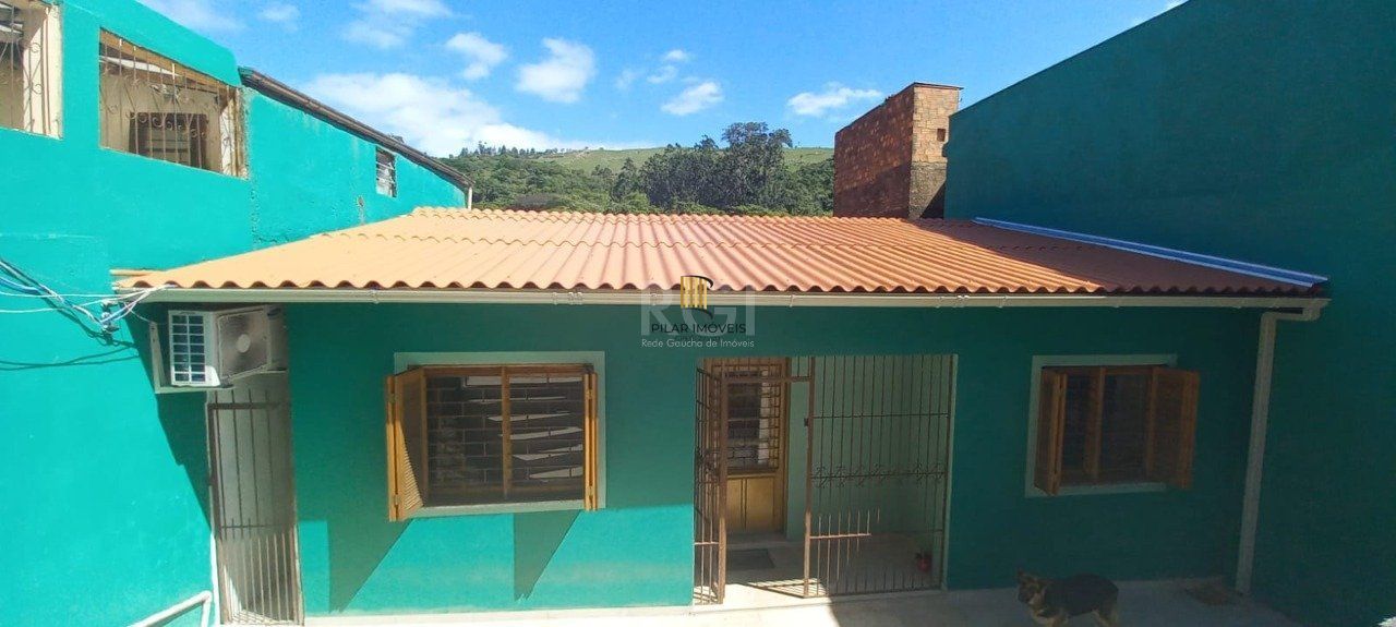 BAIXOU!!! APROVEITE!! LINDA CASA , 3 DORMITÓRIOS, 2 VAGAS -  BAIRRO CASCATA- POA/RS
