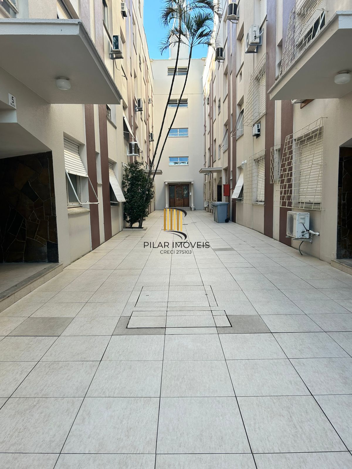 Apartamento 1 dormitório no bairro Santo Antônio Porto Alegre-RS