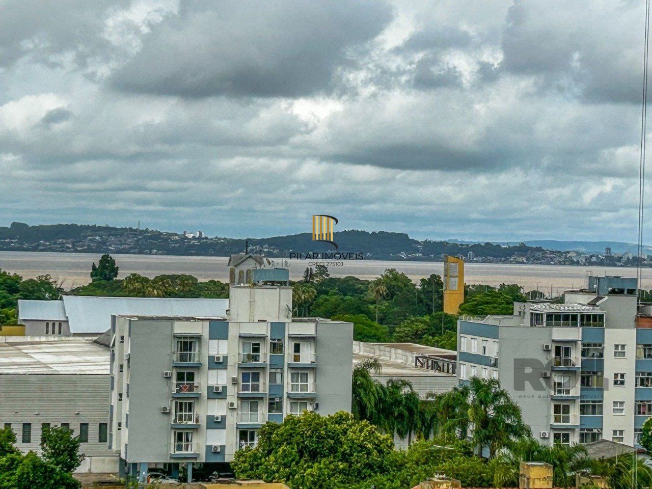 Apartamento de 03 dormitórios na Tristeza Zona Sul de Porto Alegre