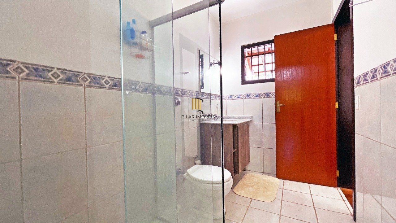 Casa 4 Suítes e 6 vagas de garagem no bairro Jardim Itu
